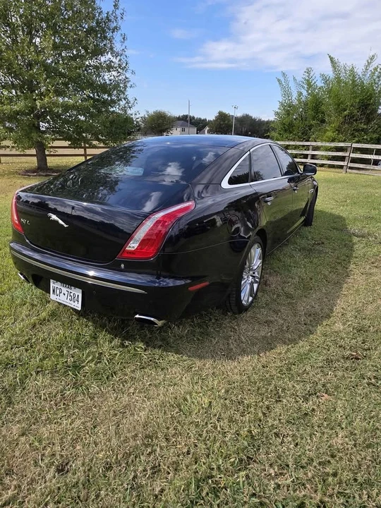 2011 Jaguar X351 XJ - Image 5 of 18