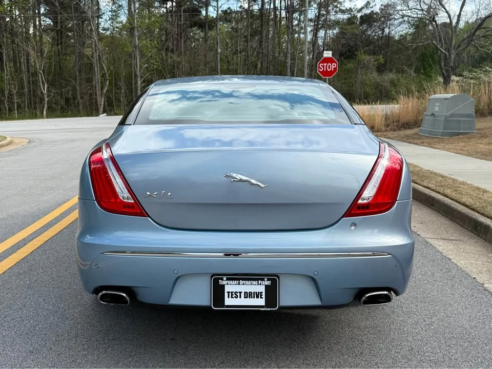 2011 Jaguar X351 XJ - Image 6 of 16