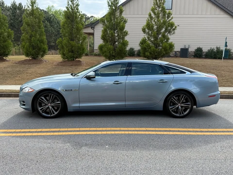 2011 Jaguar X351 XJ - Image 4 of 16