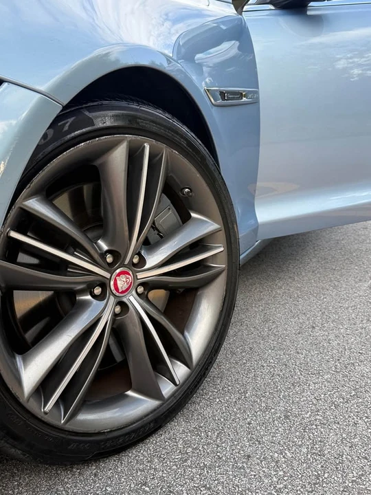 2011 Jaguar X351 XJ - Image 14 of 16