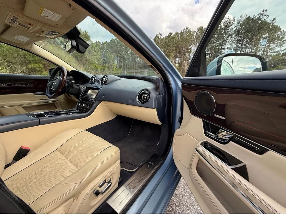 2011 Jaguar X351 XJ - Image 14 of 20