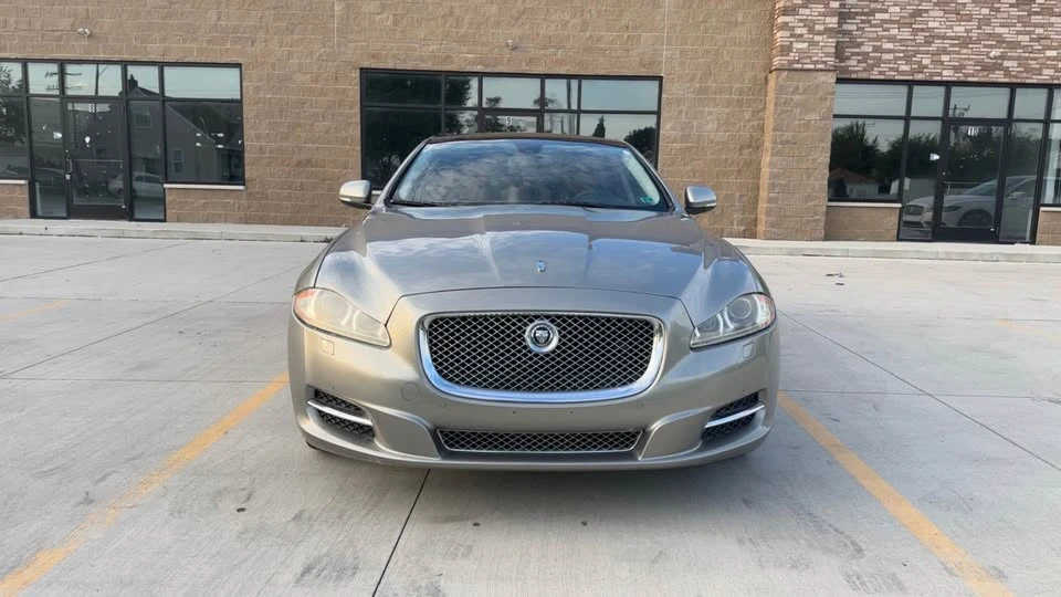 2011 Jaguar X351 XJ - Image 3 of 18