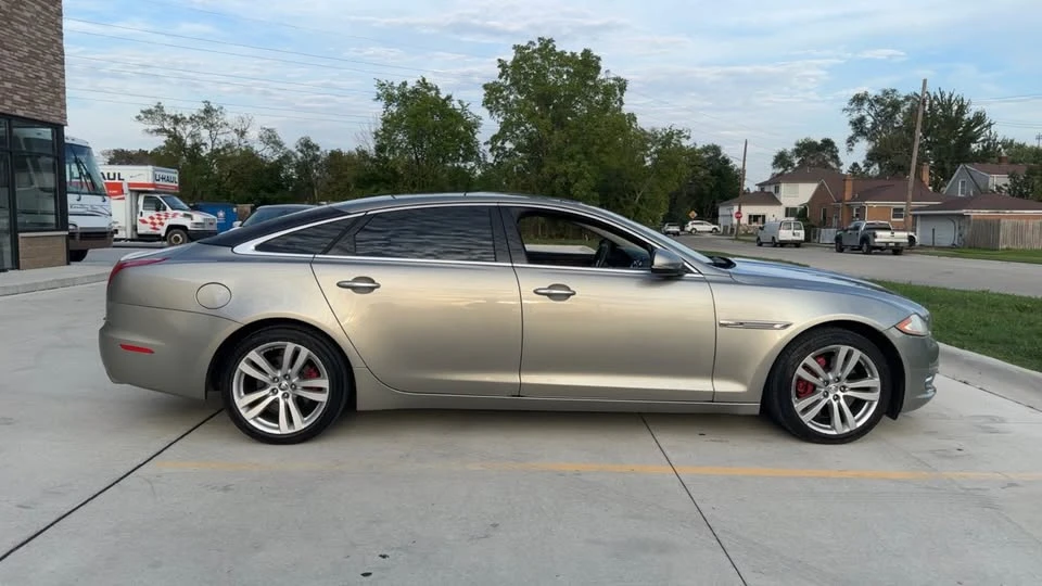 2011 Jaguar X351 XJ - Image 7 of 18
