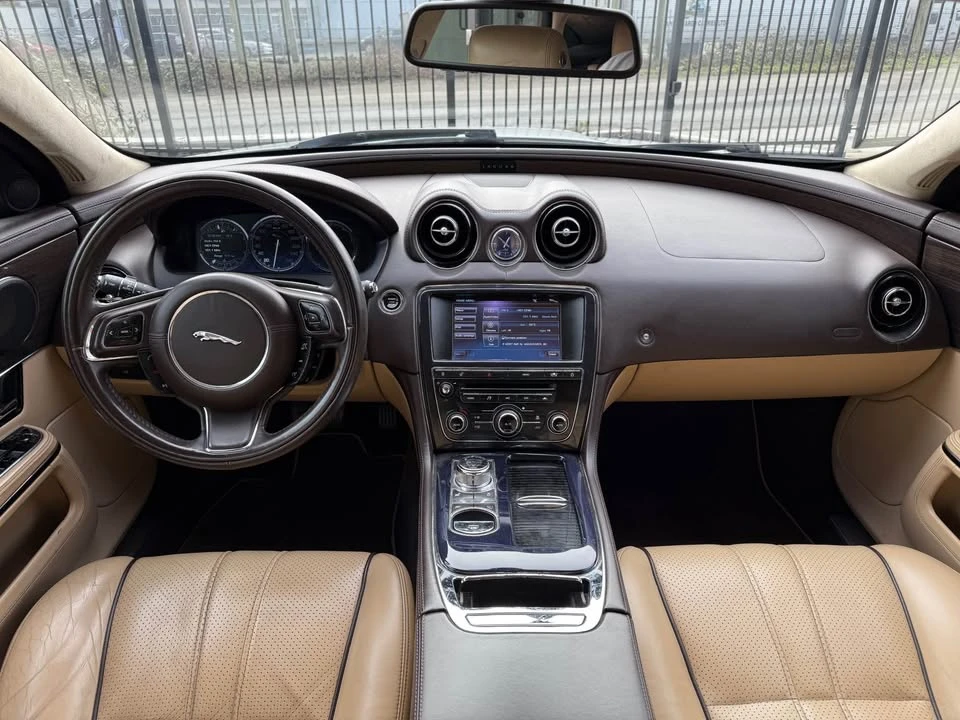 2011 Jaguar X351 XJ - Image 7 of 13