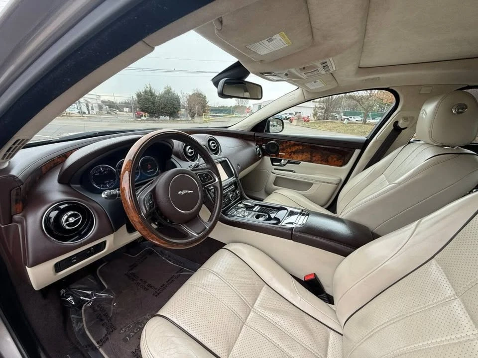 2011 Jaguar X351 XJ - Image 16 of 20