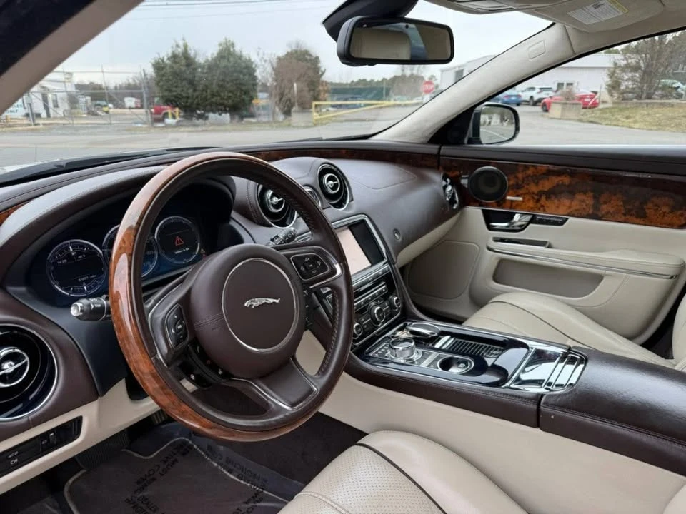 2011 Jaguar X351 XJ - Image 17 of 20