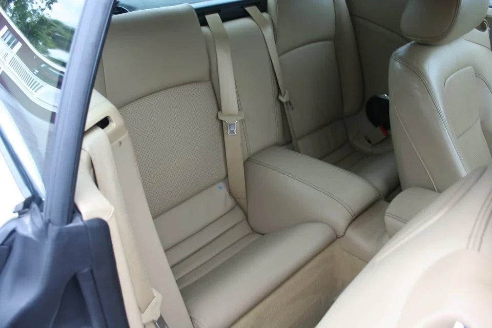 2011 Jaguar X150 XK - Image 8 of 10