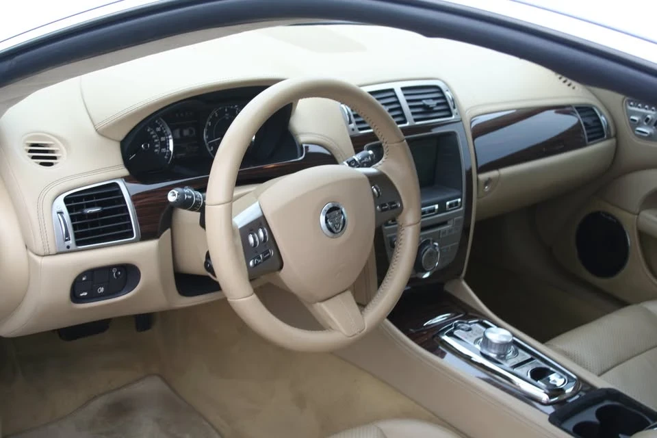 2011 Jaguar X150 XK - Image 9 of 10