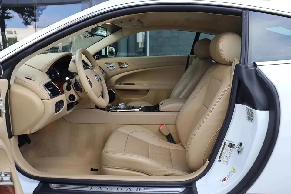 2011 Jaguar X150 XK - Image 10 of 12