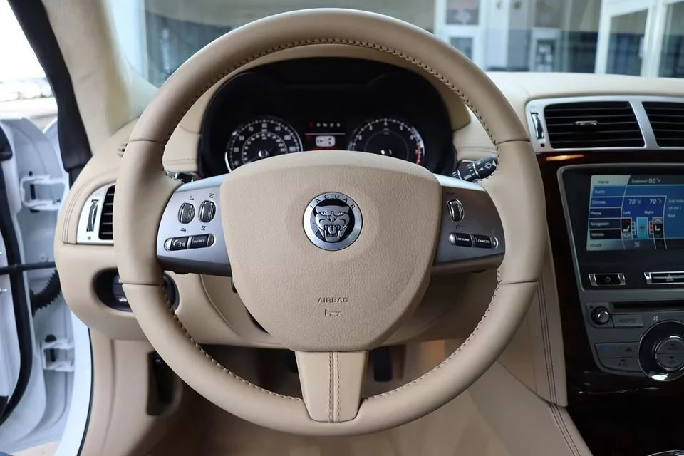 2011 Jaguar X150 XK - Image 7 of 12