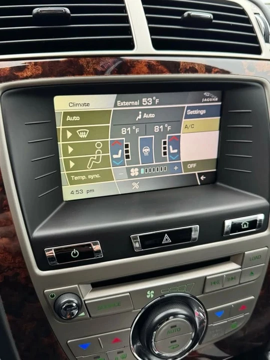 2011 Jaguar X150 XK - Image 13 of 20