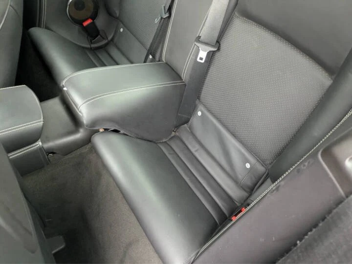 2011 Jaguar X150 XK - Image 8 of 11