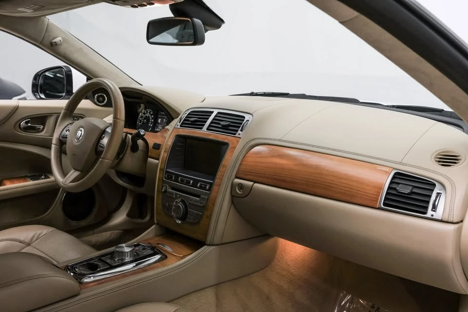 2011 Jaguar X150 XK - Image 18 of 19