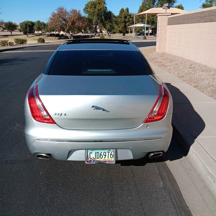 2011 Jaguar X351 XJ - Image 2 of 6