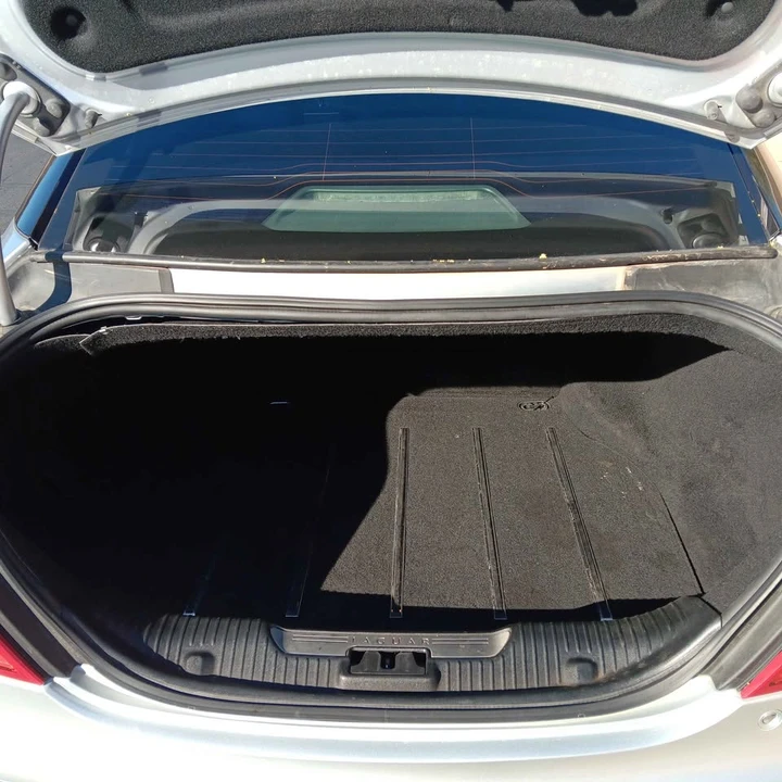 2011 Jaguar X351 XJ - Image 5 of 6