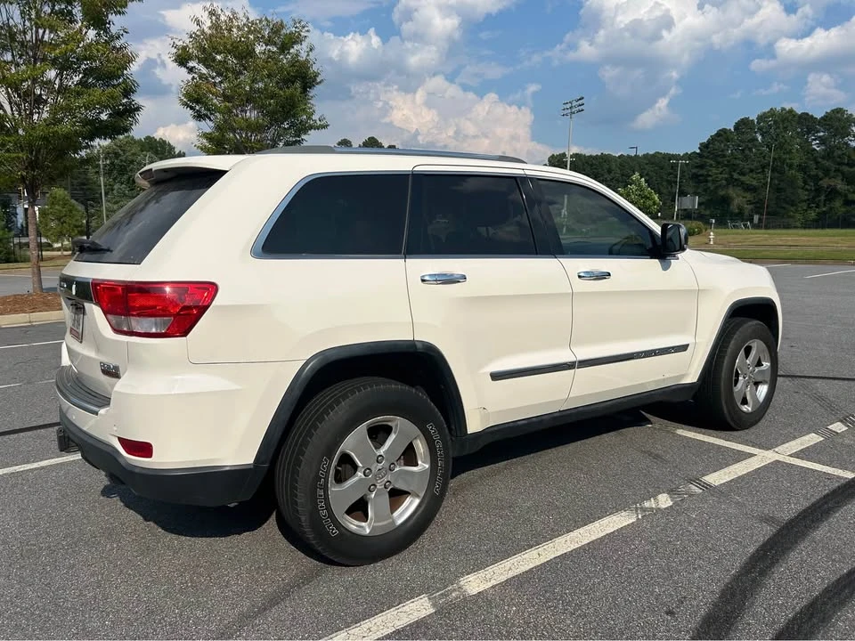 2011 Jeep XJ Cherokee - Image 2 of 11