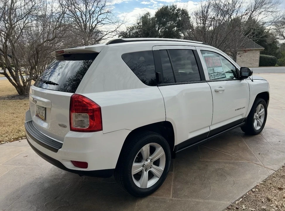 2011 Jeep Compass - Image 5 of 14