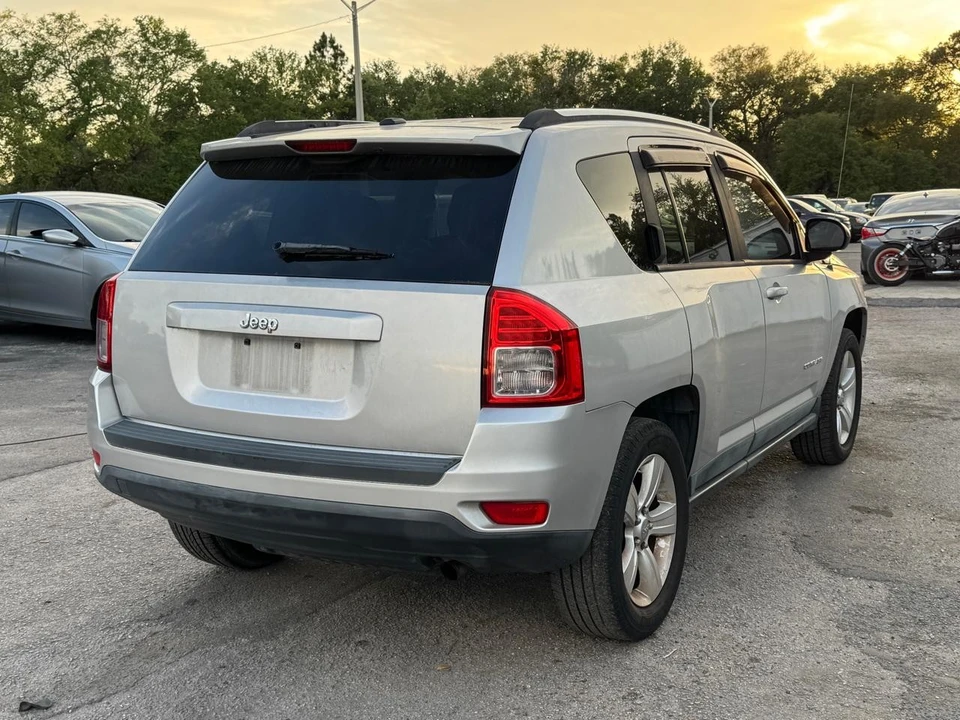 2011 Jeep Compass - Image 4 of 14