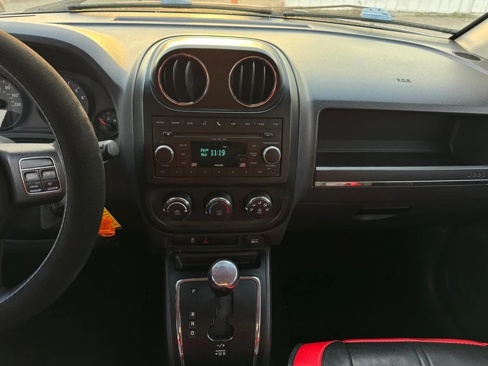 2011 Jeep Compass - Image 11 of 14
