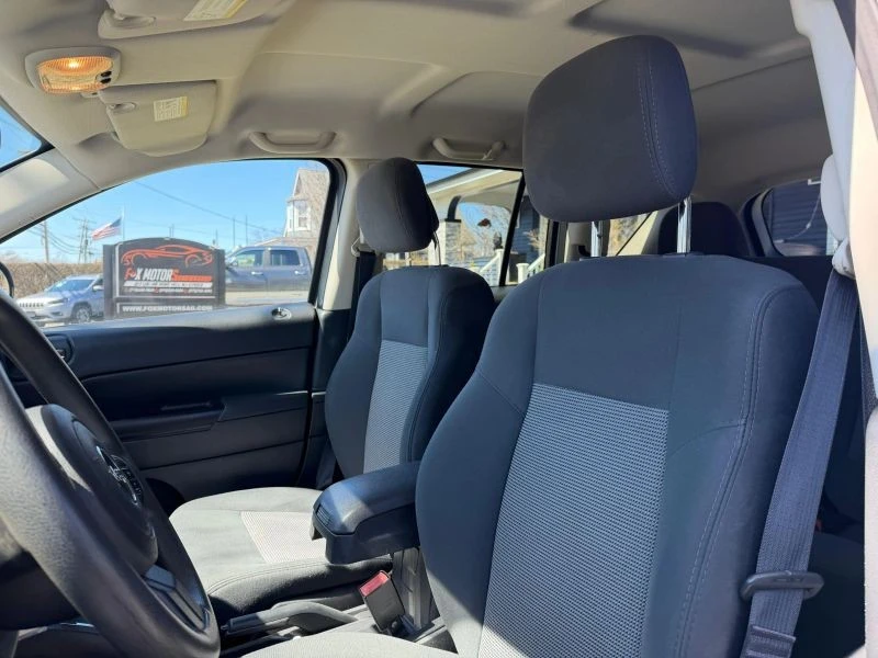 2011 Jeep Compass - Image 11 of 12