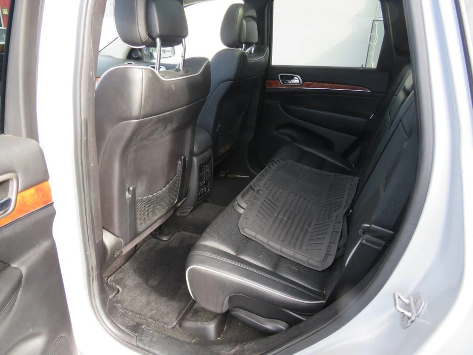 2011 Jeep WK2 Grand Cherokee - Image 9 of 17