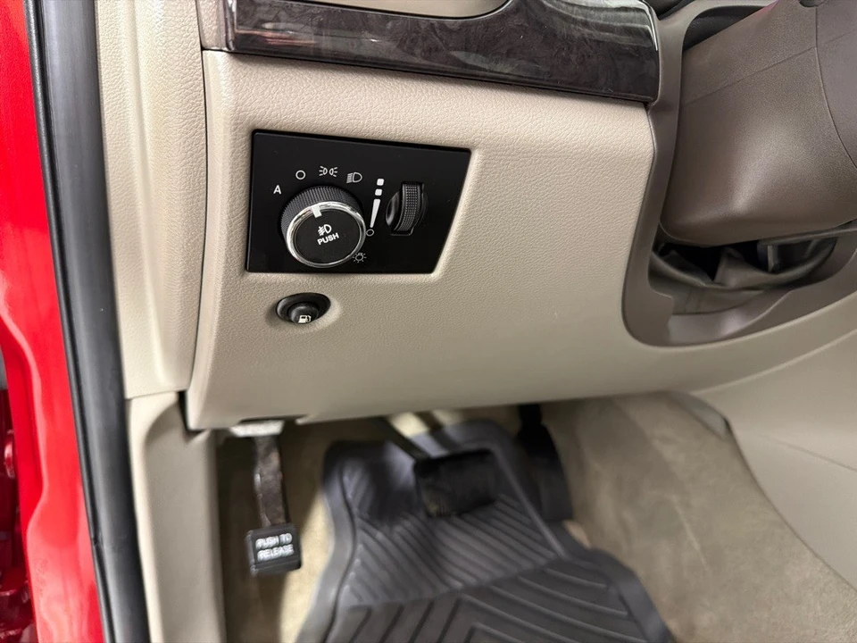 2011 Jeep WK2 Grand Cherokee - Image 12 of 24