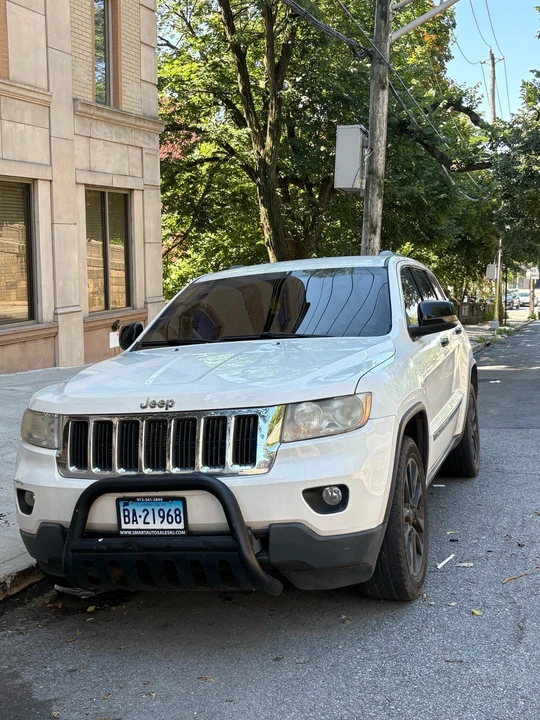 2011 Jeep WK2 Grand Cherokee - Image 3 of 31