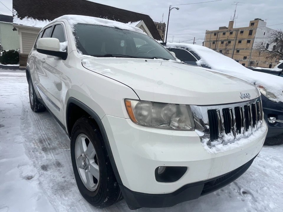 2011 Jeep WK2 Grand Cherokee - Image 2 of 9