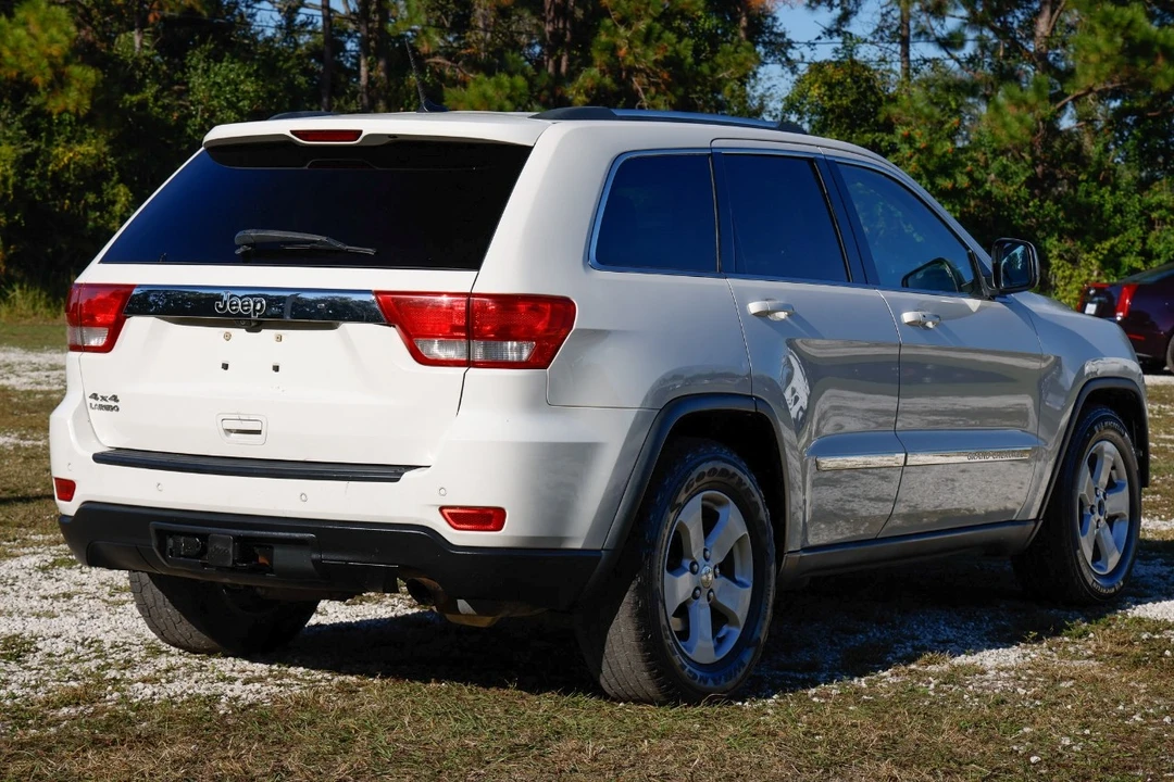 2011 Jeep WK2 Grand Cherokee - Image 11 of 12