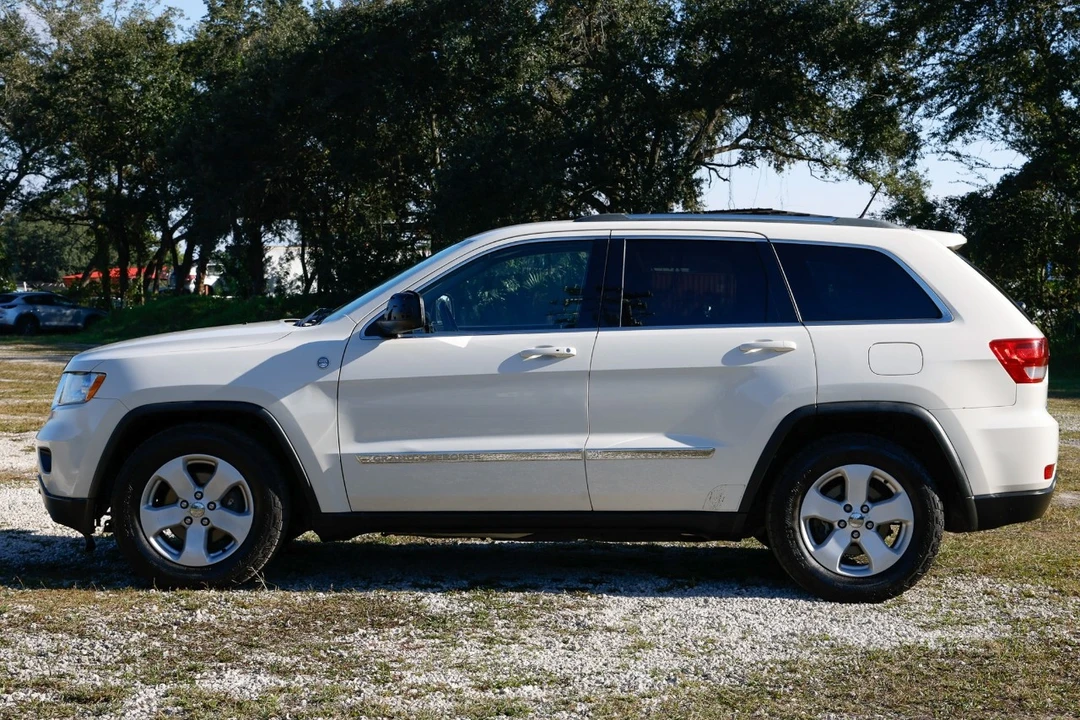 2011 Jeep WK2 Grand Cherokee - Image 3 of 12