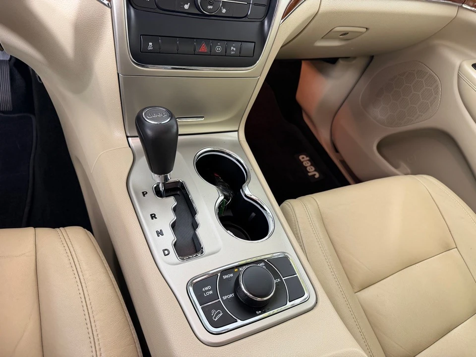 2011 Jeep WK2 Grand Cherokee - Image 16 of 25