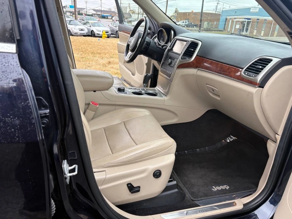 2011 Jeep WK2 Grand Cherokee - Image 10 of 11