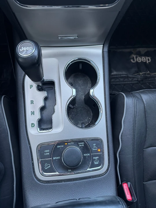 2011 Jeep WK2 Grand Cherokee - Image 8 of 21