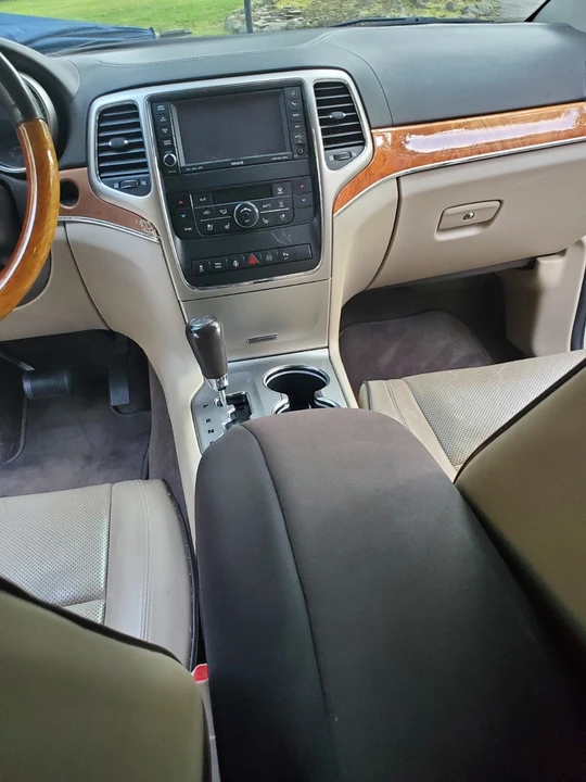 2011 Jeep WK2 Grand Cherokee - Image 8 of 14