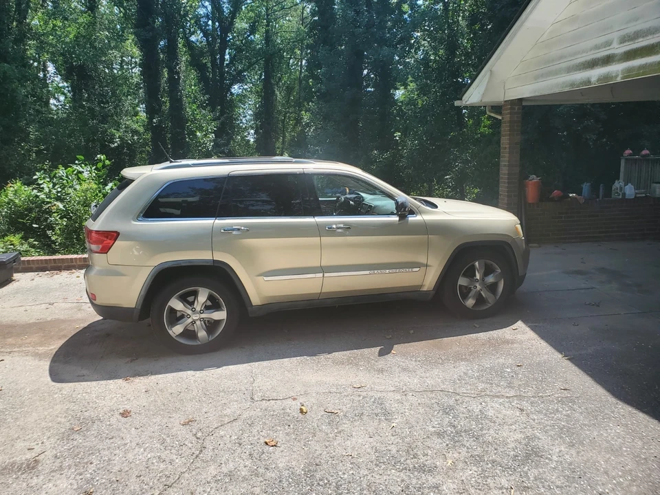 2011 Jeep WK2 Grand Cherokee - Image 10 of 14
