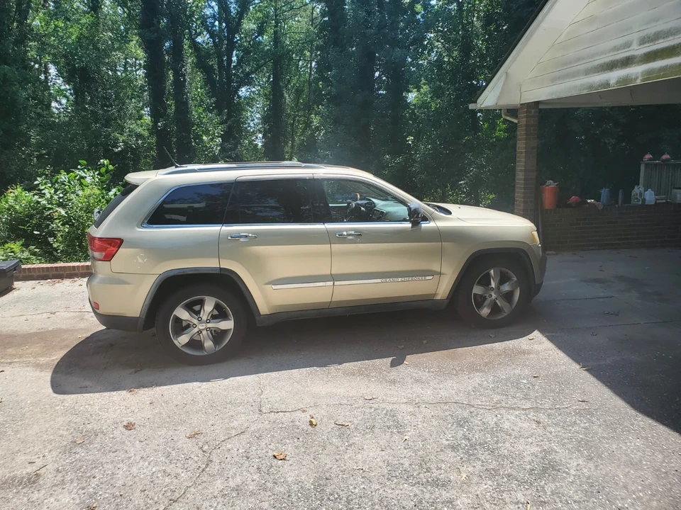 2011 Jeep WK2 Grand Cherokee - Image 10 of 11