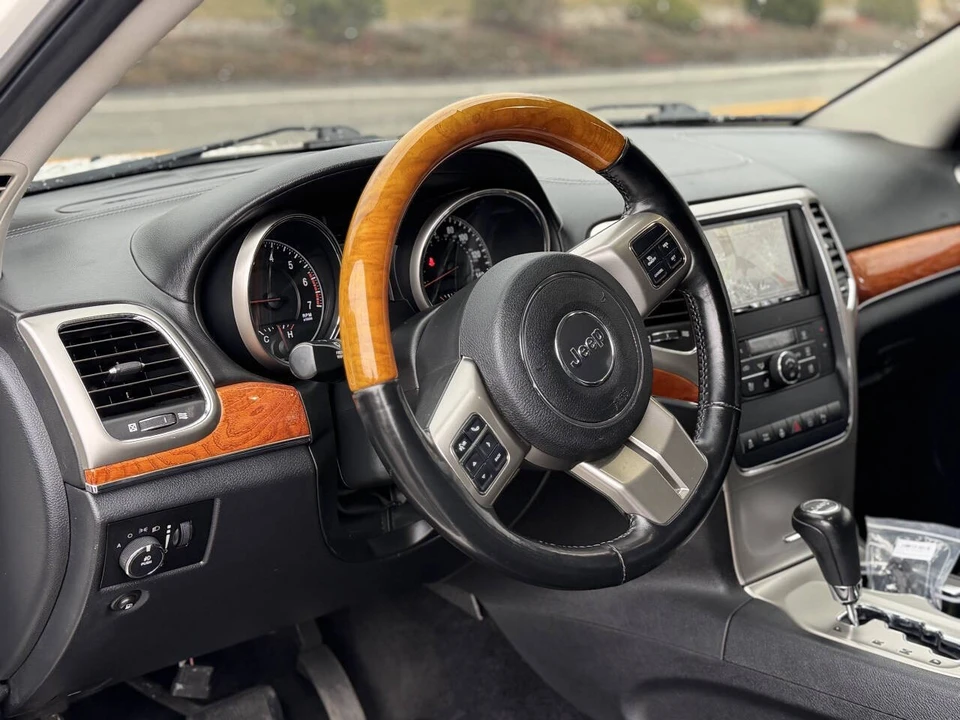 2011 Jeep WK2 Grand Cherokee - Image 10 of 19
