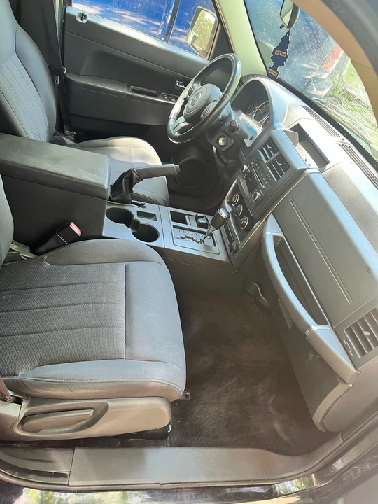 2011 Jeep KK Liberty - Image 10 of 20
