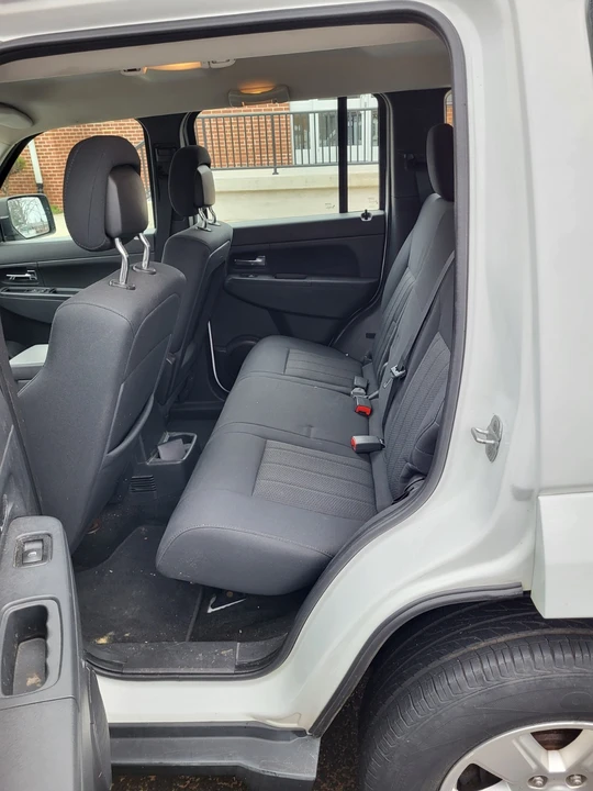 2011 Jeep KK Liberty - Image 11 of 14