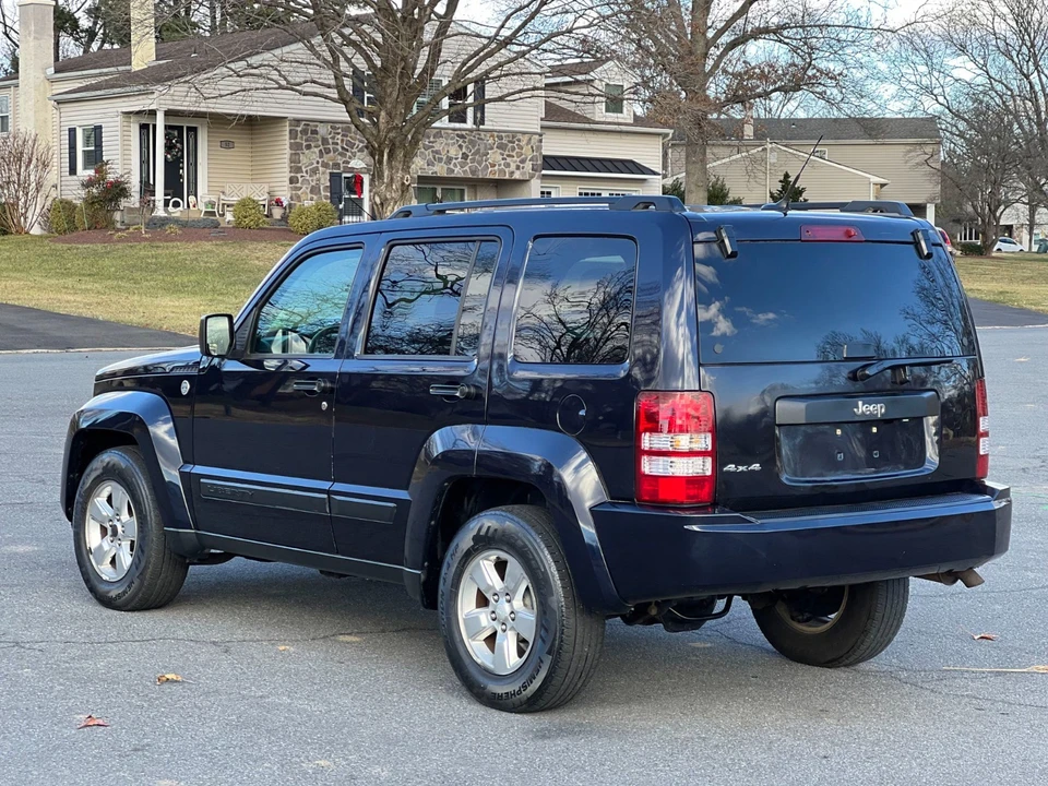 2011 Jeep KK Liberty - Image 4 of 21