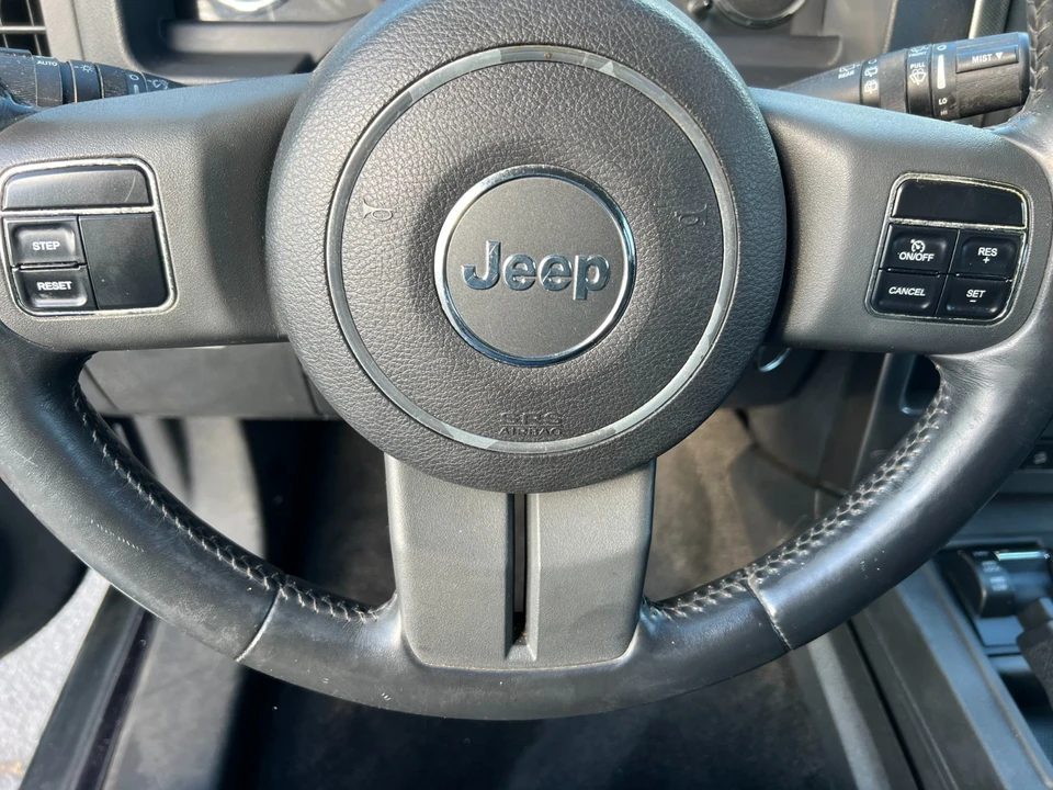 2011 Jeep KK Liberty - Image 16 of 21
