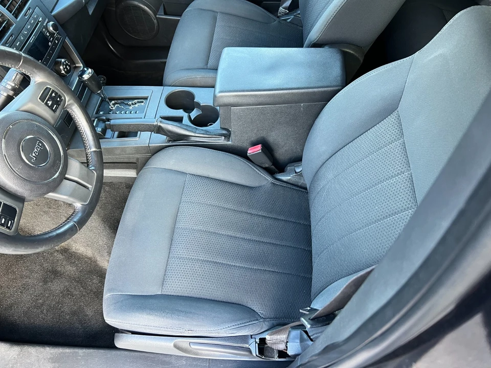 2011 Jeep KK Liberty - Image 11 of 21