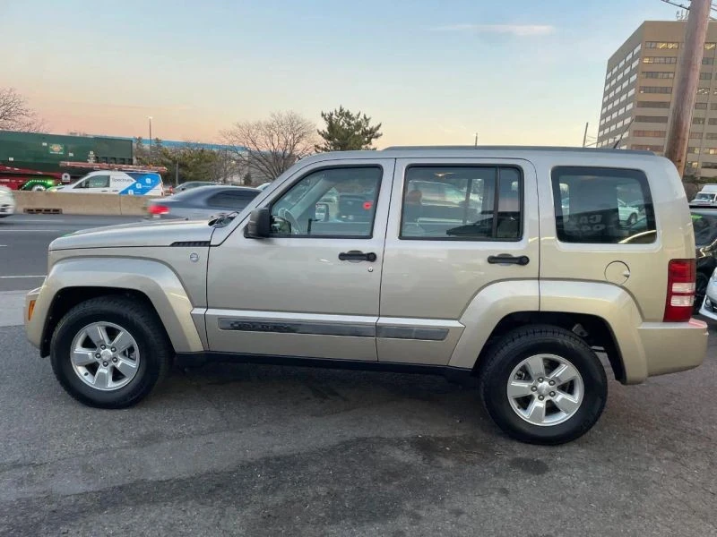 2011 Jeep KK Liberty - Image 4 of 12