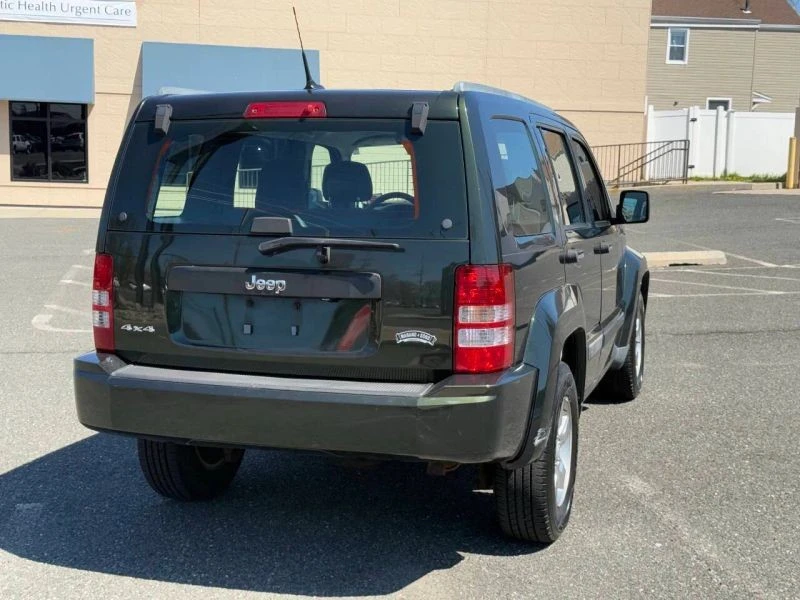 2011 Jeep KK Liberty - Image 9 of 12
