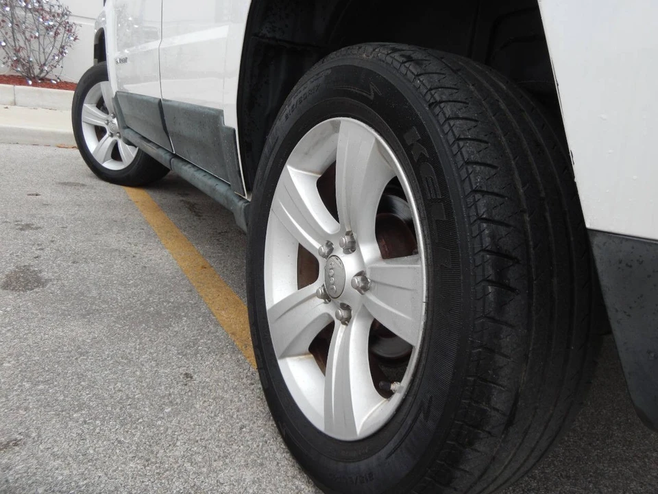 2011 Jeep Patriot - Image 14 of 21