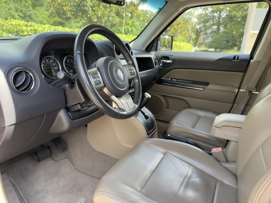 2011 Jeep Patriot - Image 23 of 31