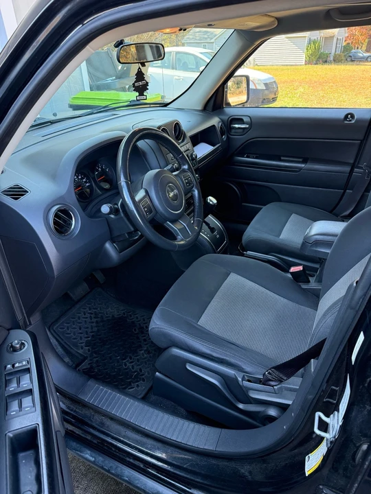 2011 Jeep Patriot - Image 8 of 11