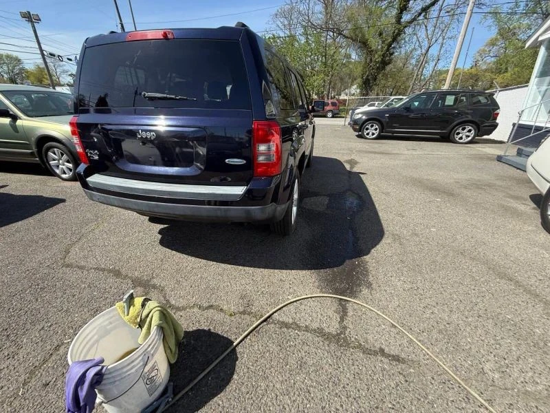 2011 Jeep Patriot - Image 8 of 12