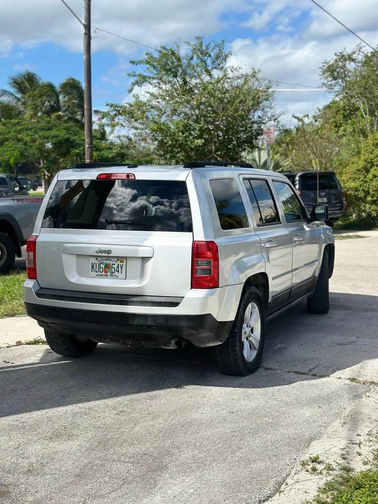 2011 Jeep Patriot - Image 6 of 11