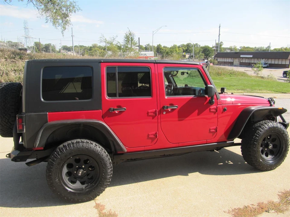 2011 Jeep JK Wrangler - Image 10 of 31